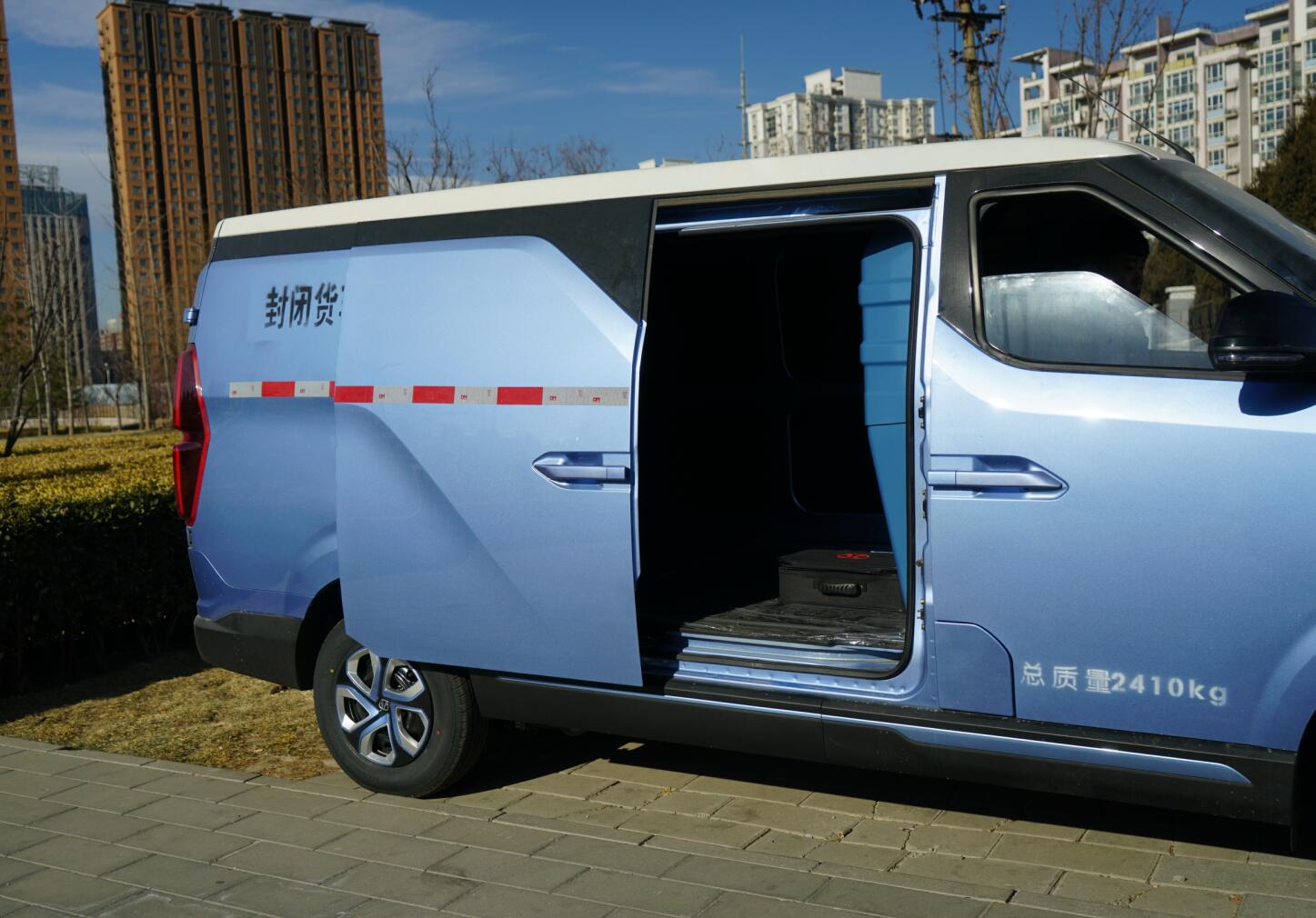 宋楠:“量大好用”的北汽新能源407EV电动物流车