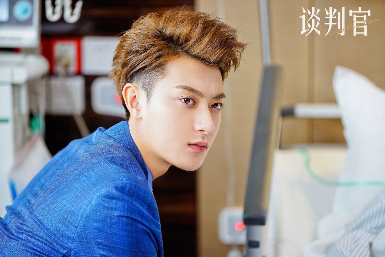 《谈判官》收视率强势破1, 杨幂黄子韬验证强