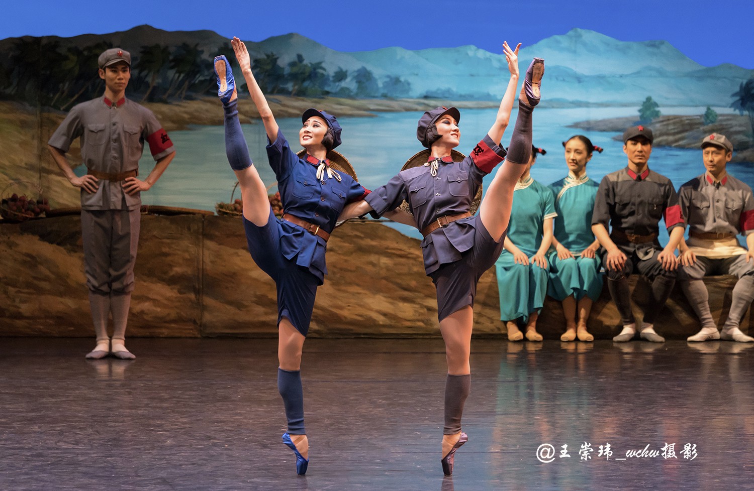 中央芭蕾舞团演出芭蕾舞剧“红色娘子军”