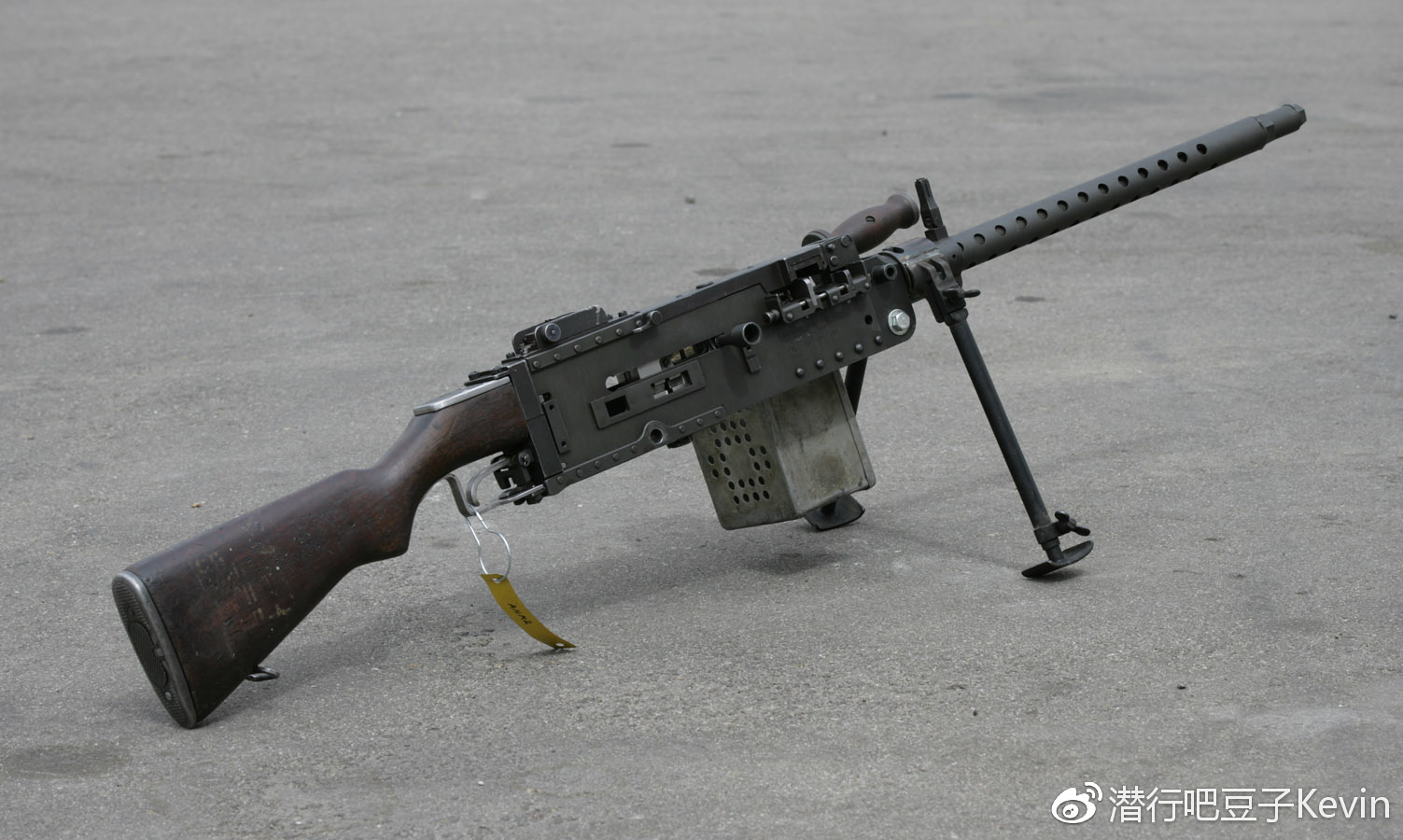 “海兵毒刺”太平洋战争美国海军陆战队步兵用AN\/M2自改型自动步枪