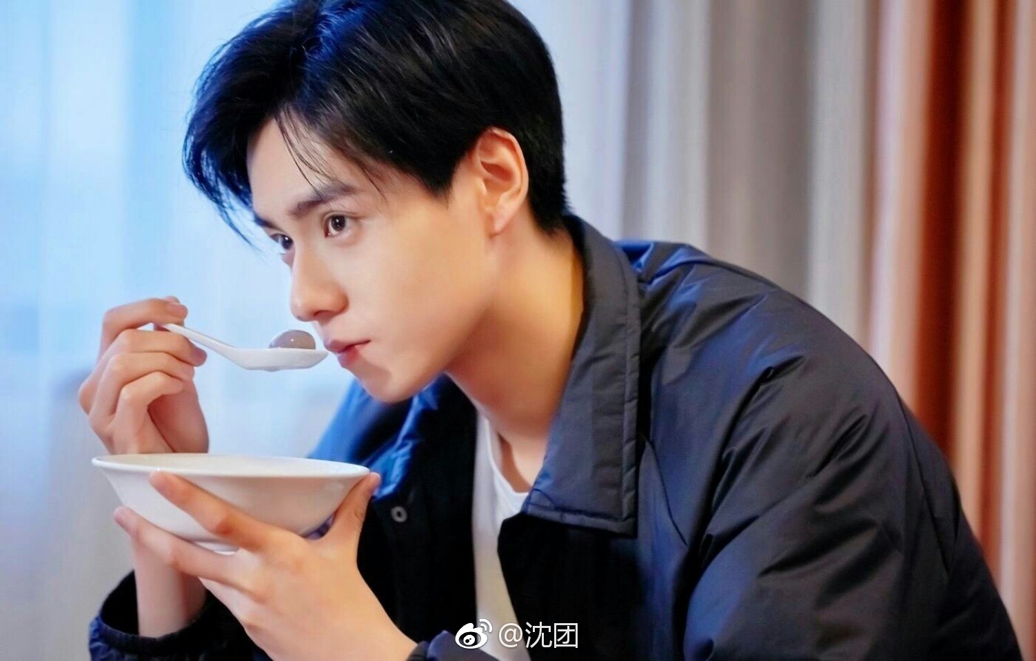 胡一天发烧,结束北海《二十四小时》节目录制