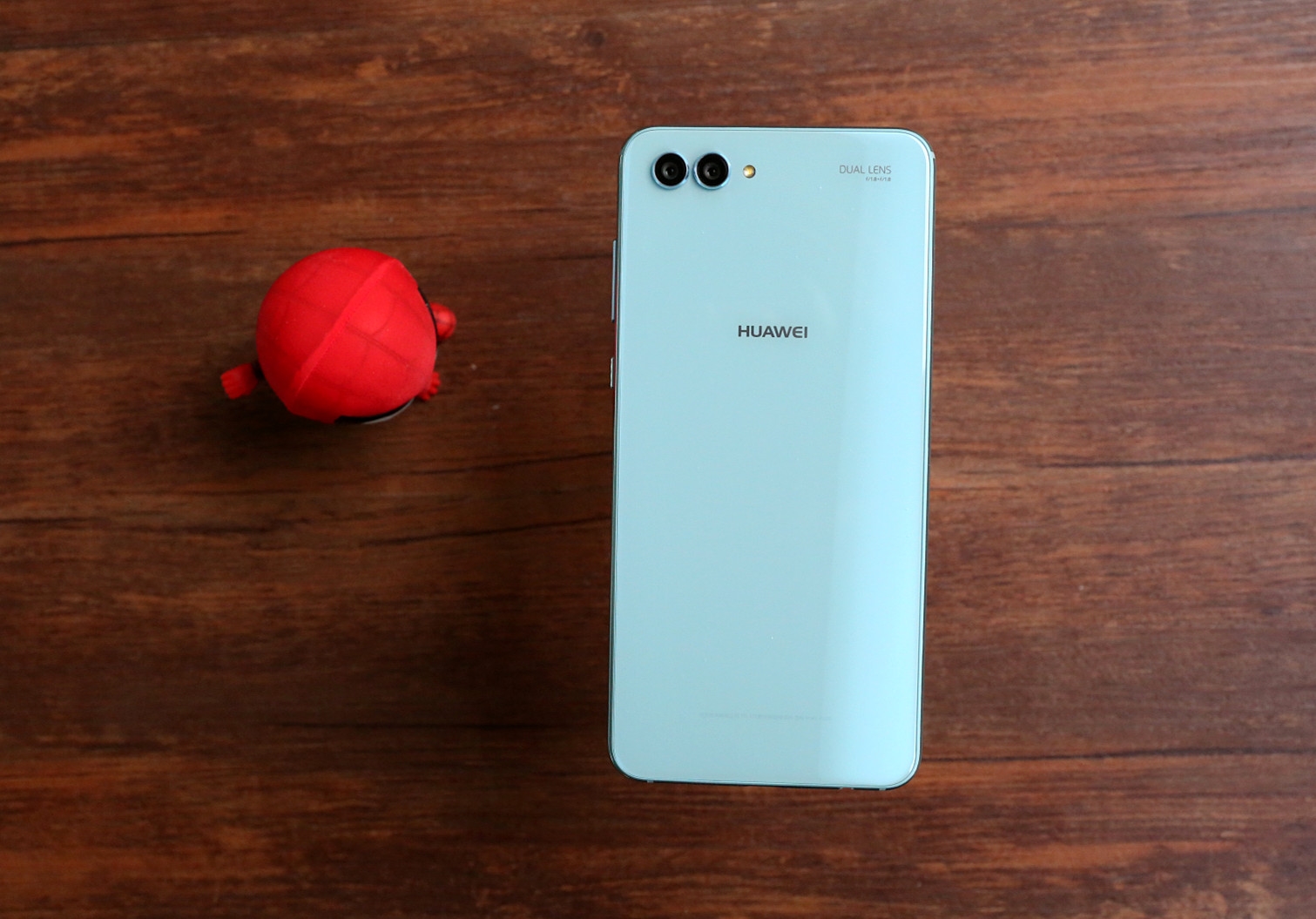 HUAWEI nova 2s评测:尤物