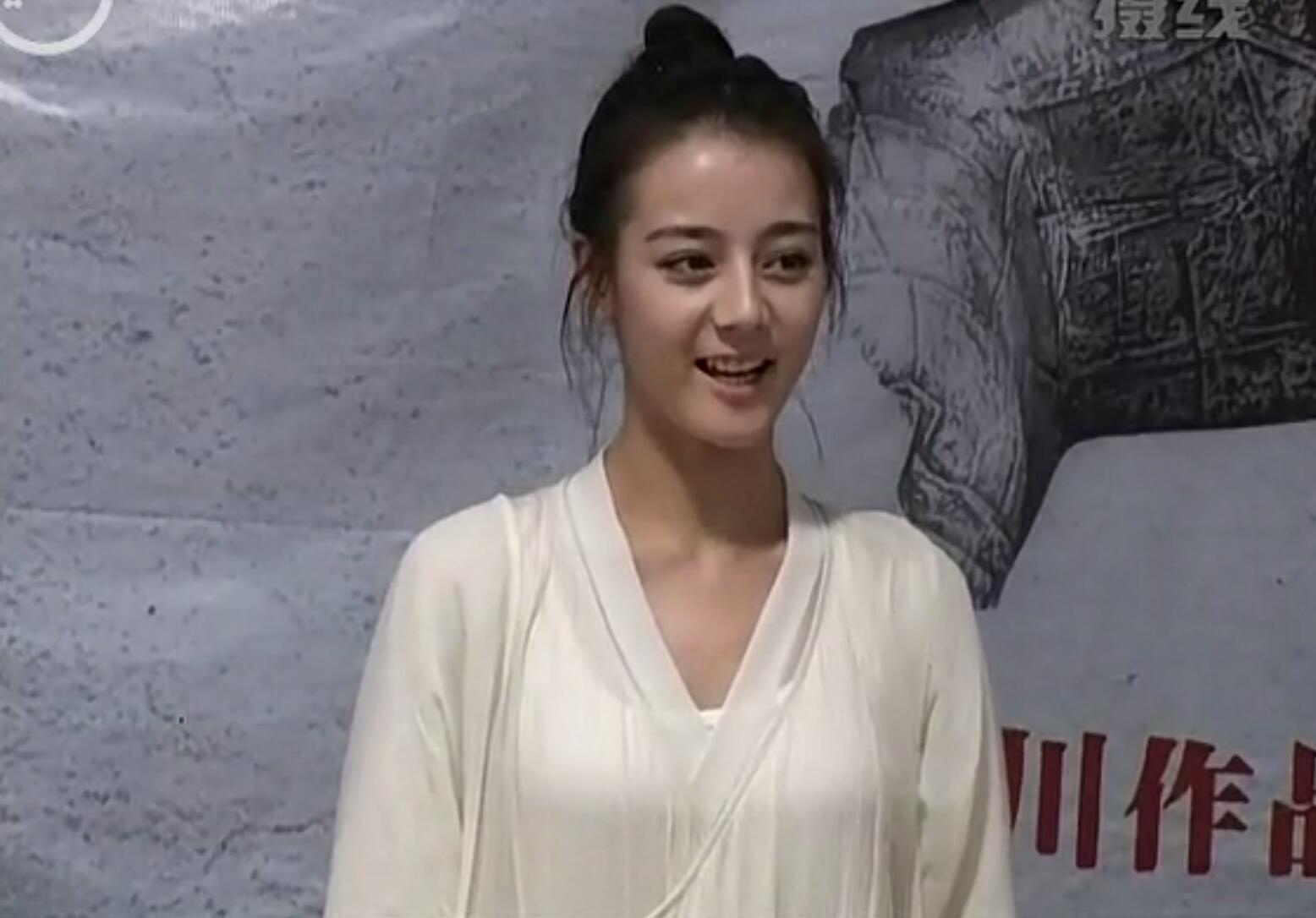 4千字深度长文:迪丽热巴 昔时点水,漫卷霓虹