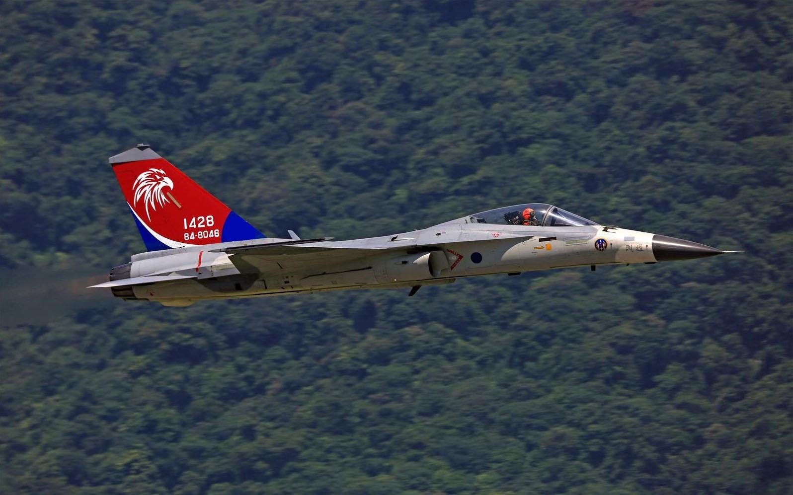 IDF战斗机常驻最前线?台岛空军看了这报道,吓