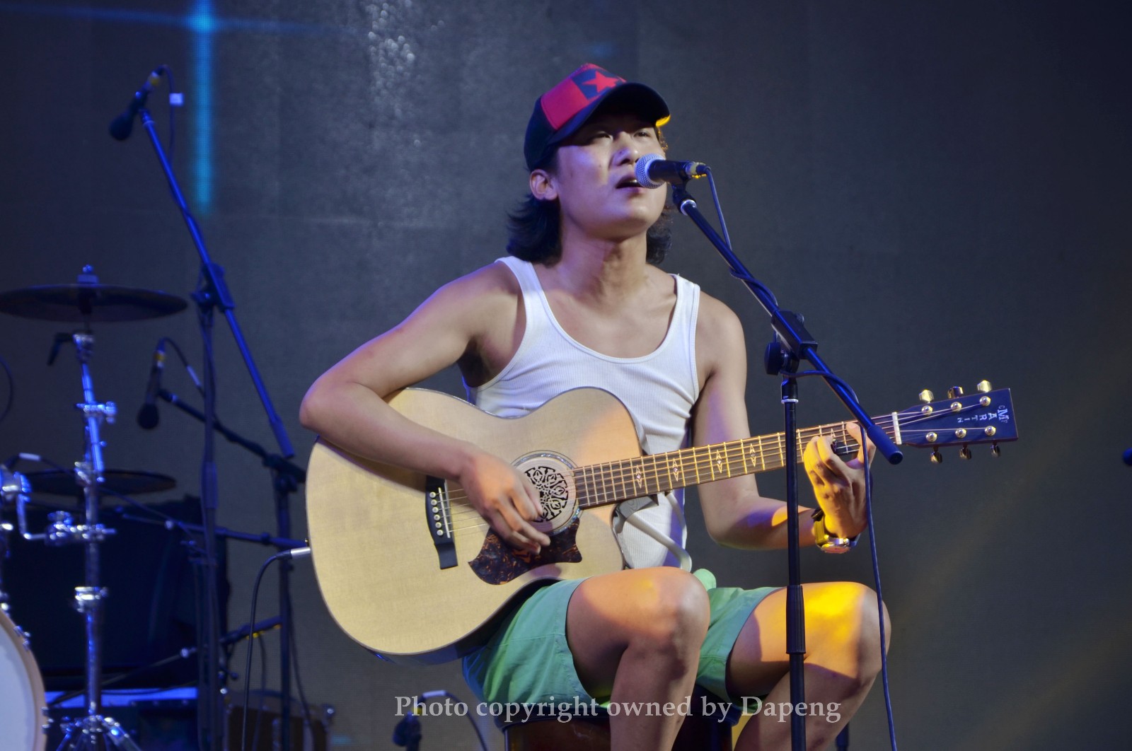 西安摇滚歌手:王建房，黑撒乐队，马飞pk著名摇滚郝云，你支持谁