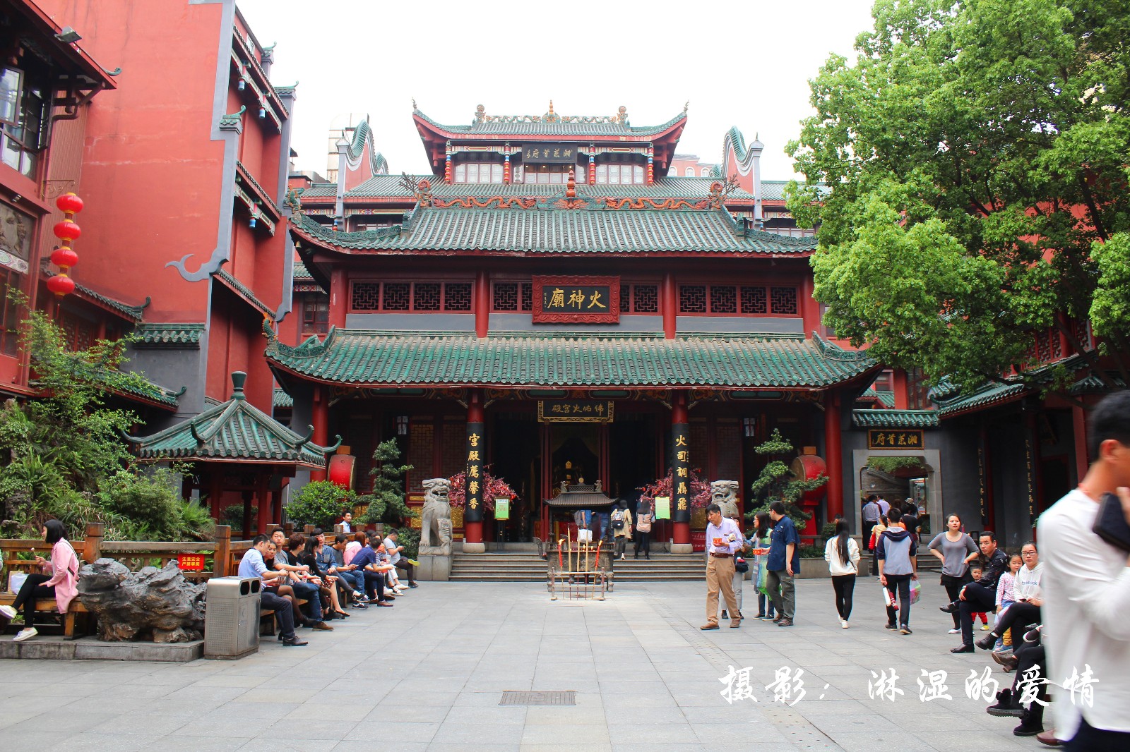 实拍长沙火宫殿揭开这座以美食,民俗,火神文化于一体的景点面纱