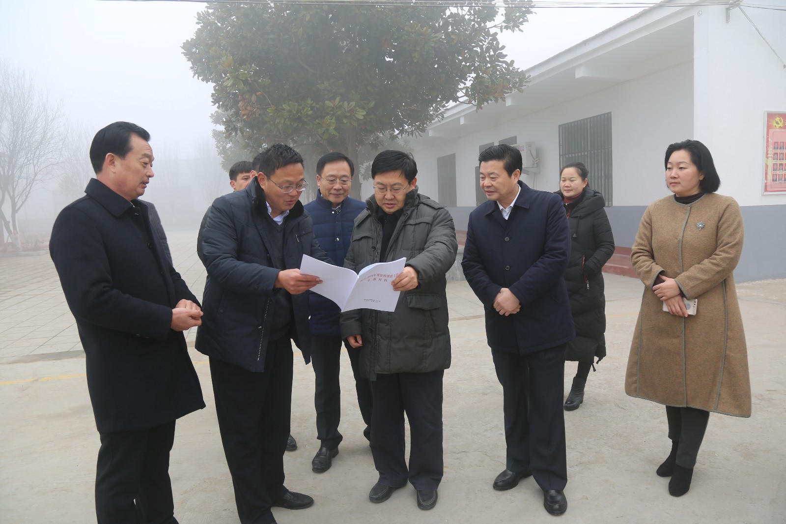 商丘市委常委,组织部部长罗军到宁陵扶贫慰问调研