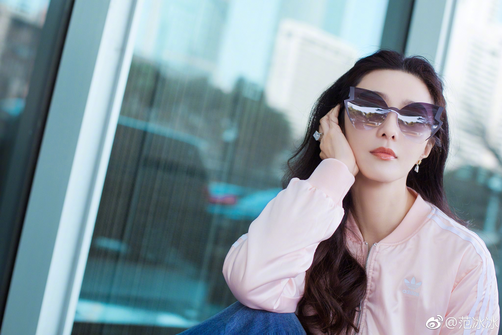 厉害了word范儿 范冰冰霸气十足发布自主眼镜品牌“FAN‘ER”