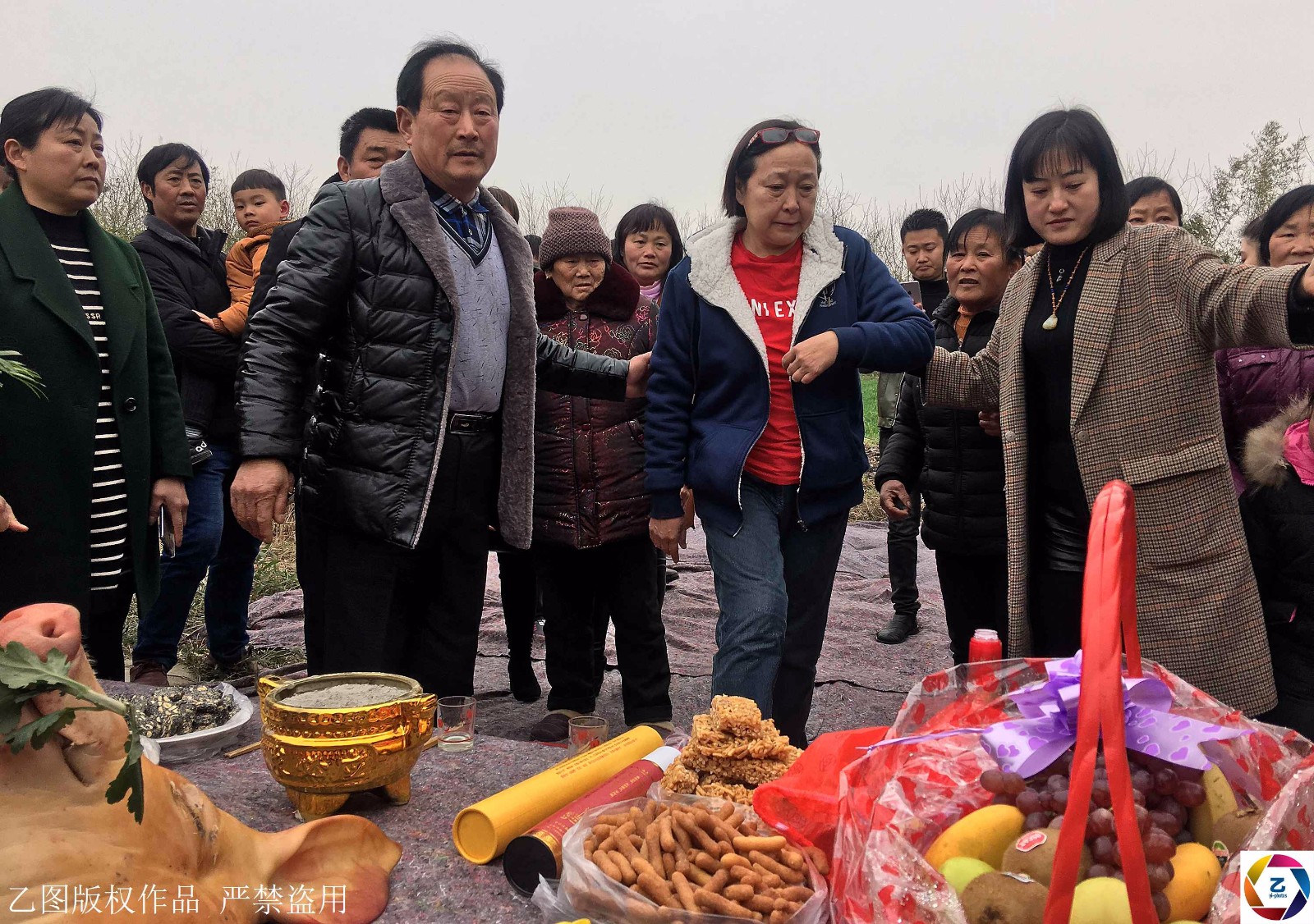 春晚小品《回家》台湾演员方芳回老家省亲,亲