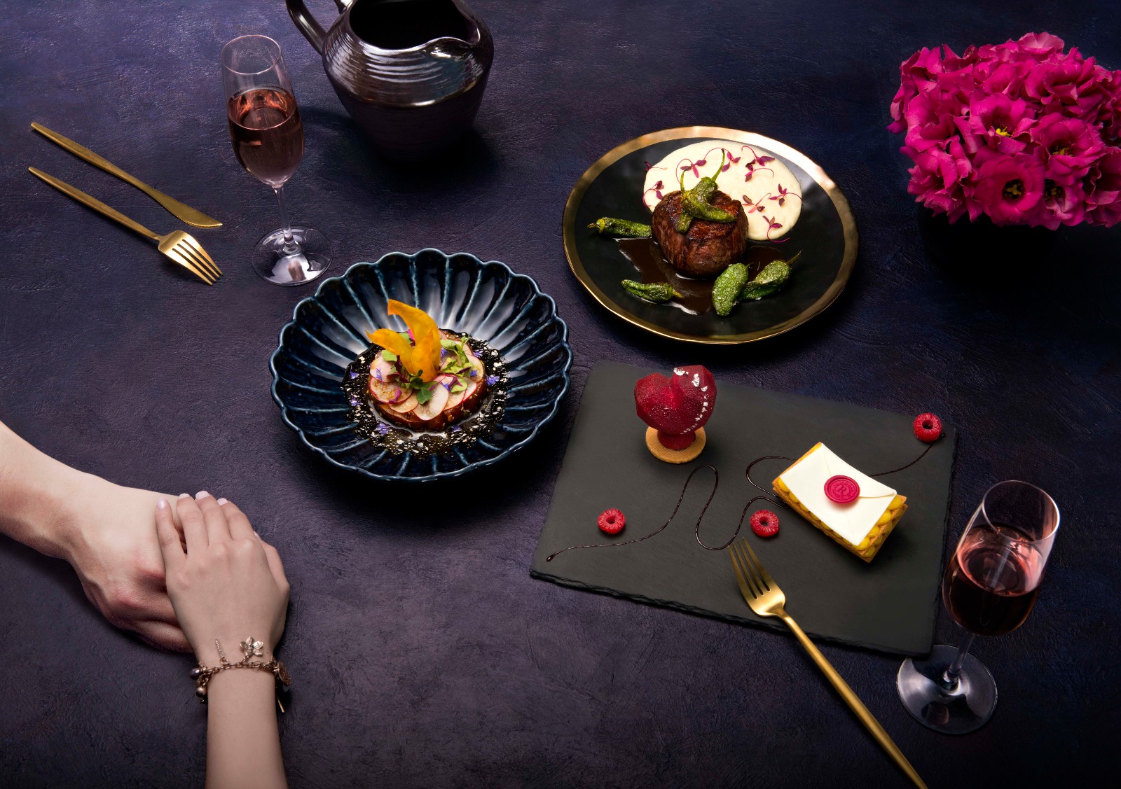 香港万丽海景酒店尽享浪漫情人节