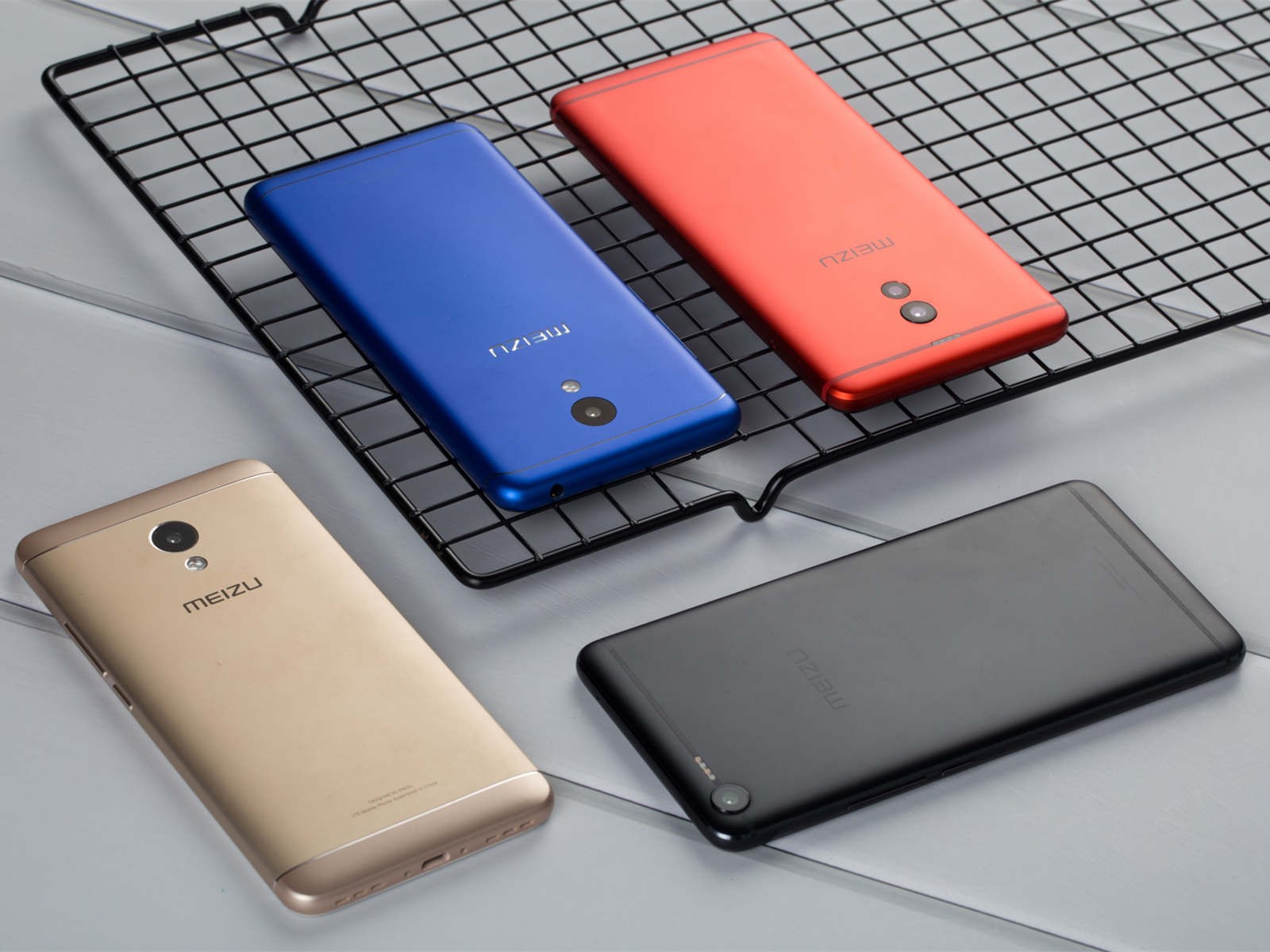 从魅蓝S6的入网信息,我们大概惊鸿一瞥到魅蓝