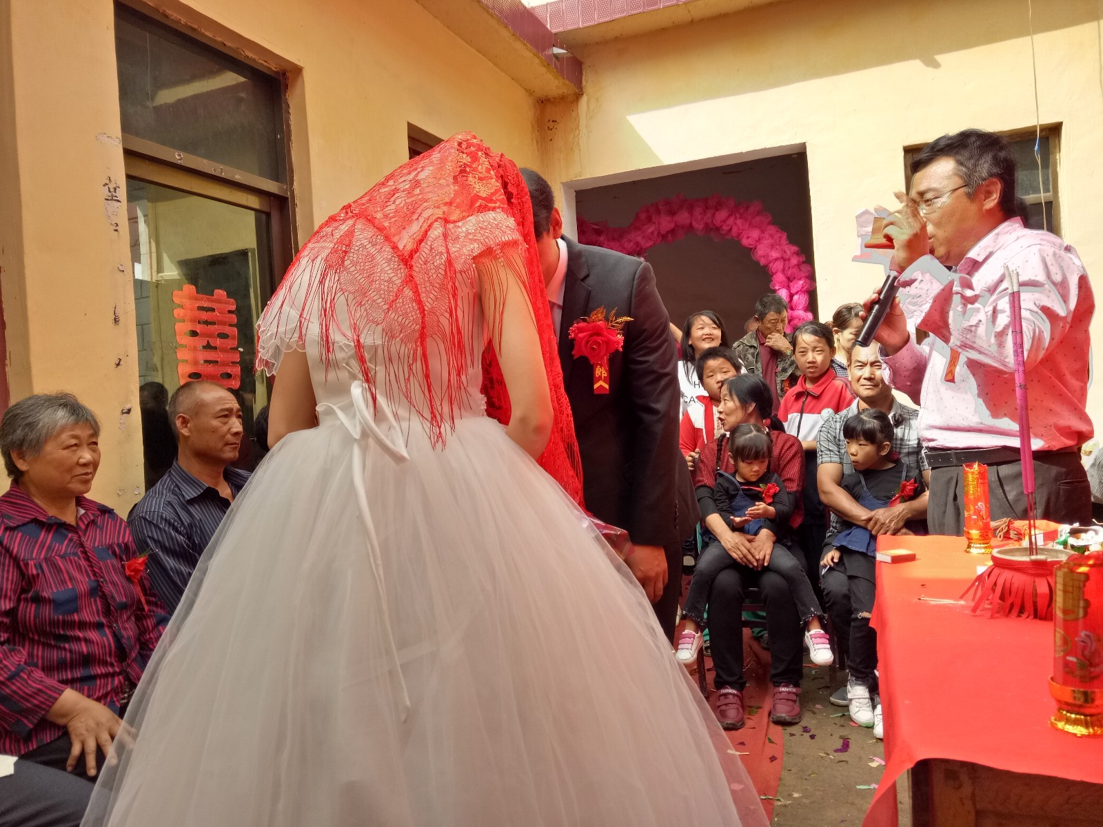 河南农村女孩结婚,还保留着哪些传统?