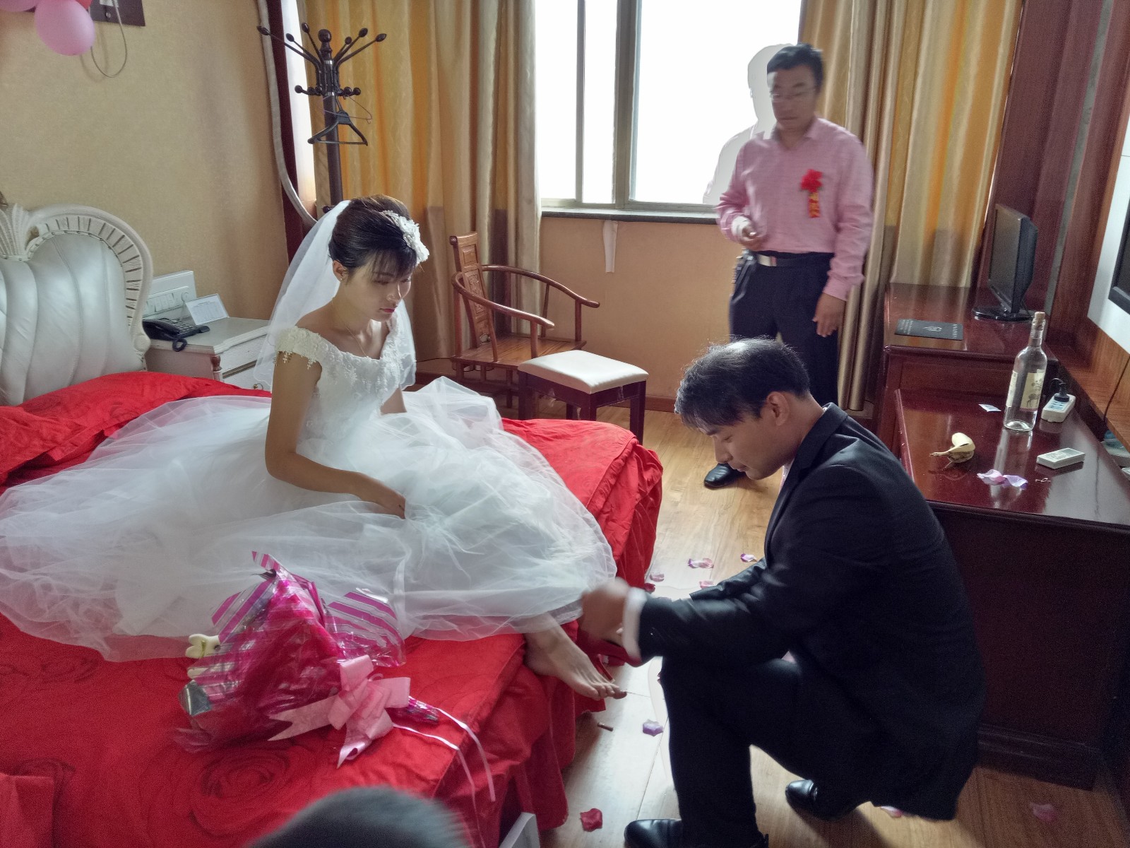 河南农村女孩结婚,还保留着哪些传统?