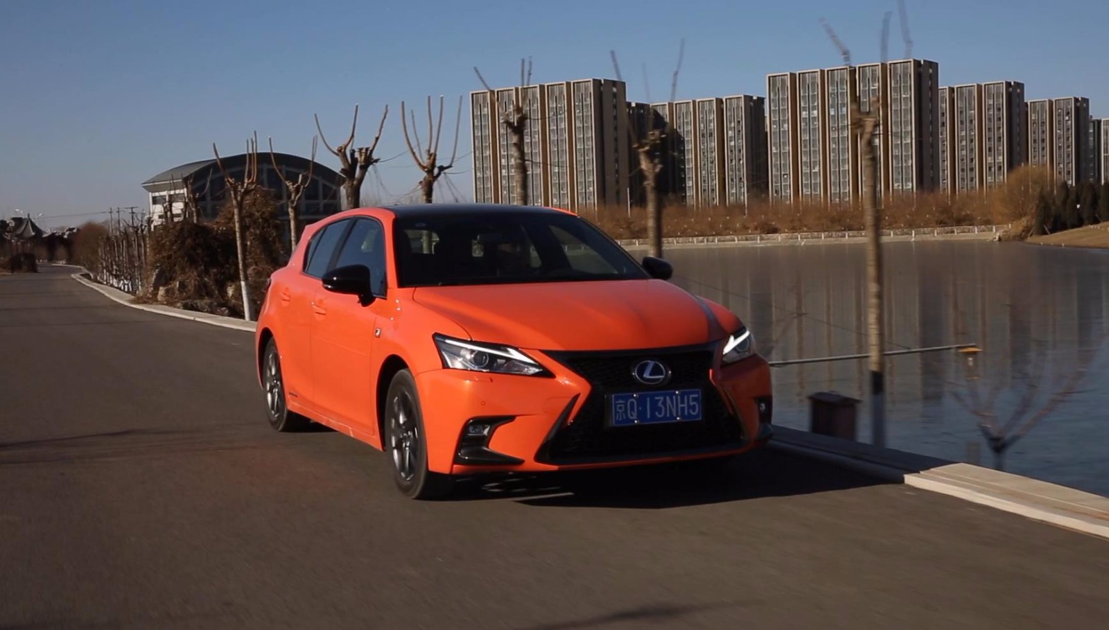 张扬气质搭配混动心脏 张琦试驾雷克萨斯CT200h F SPORT