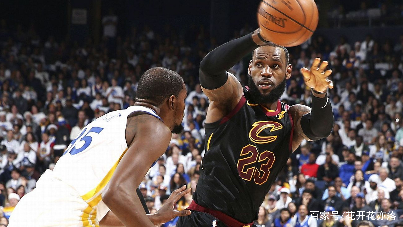 骑士球迷压力究竟有多大?这一个想必印象深刻