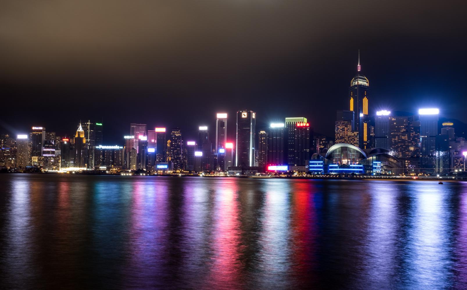 香港物价真的那么贵吗?一瓶水八块?其实便宜