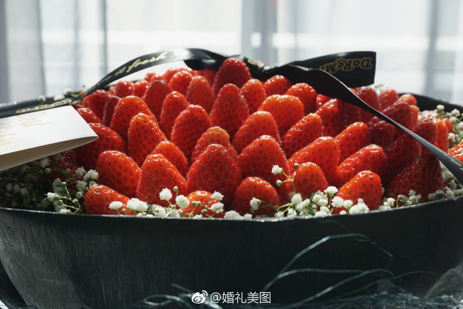 这个情人节礼物最食用!草莓花束，超美的!!重点是还可以吃