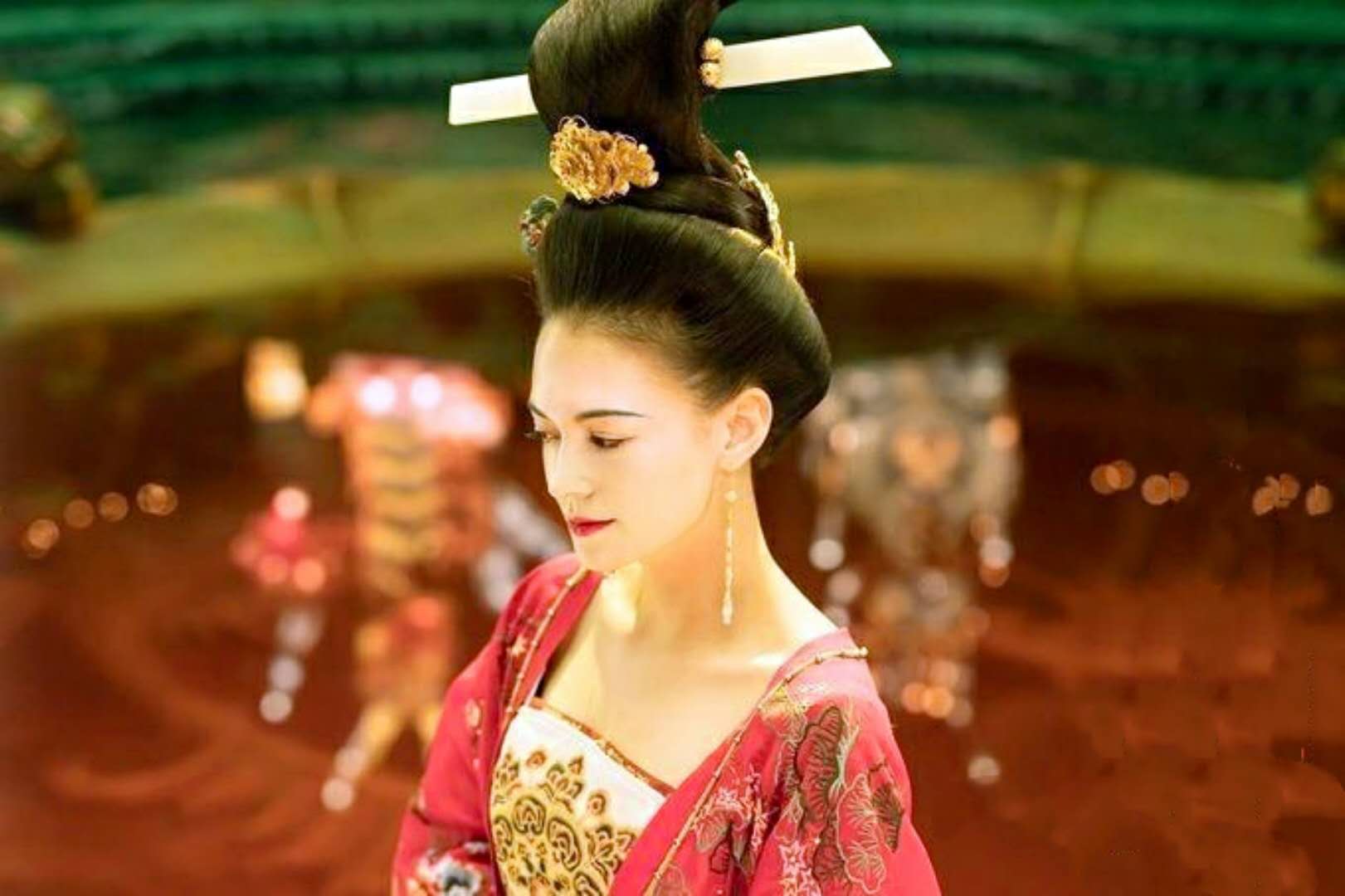 《妖猫传》真实么?李白因杨玉环被贬?真相让