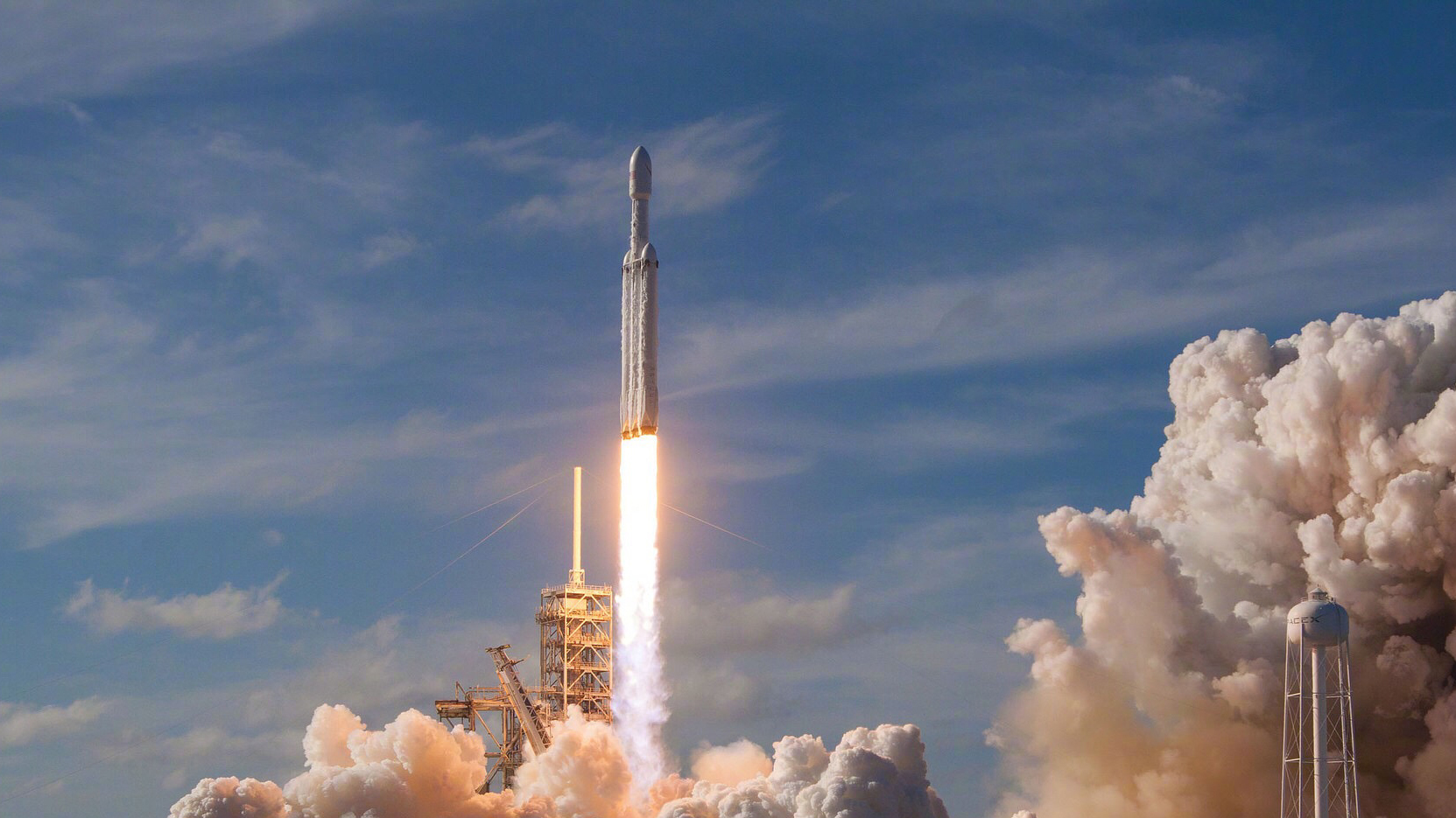 成功发射猎鹰9号图片