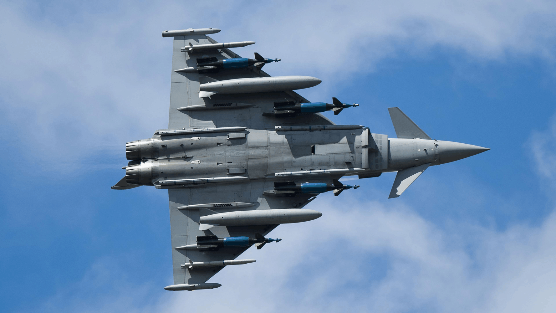 中国歼31为何不能服役?一标准未达到,国人必须