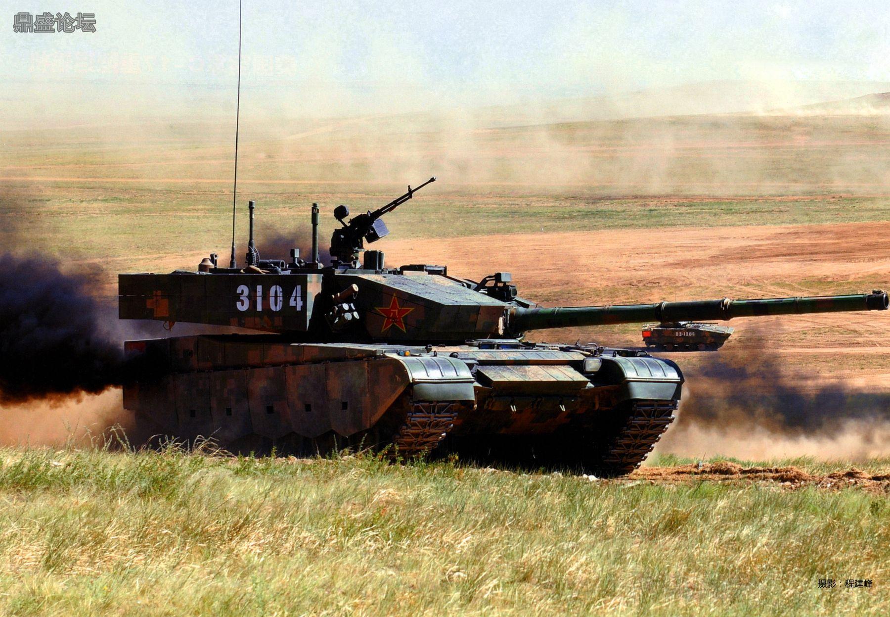 解放军重装部队的99A主战坦克越来越多 一眼望不到头