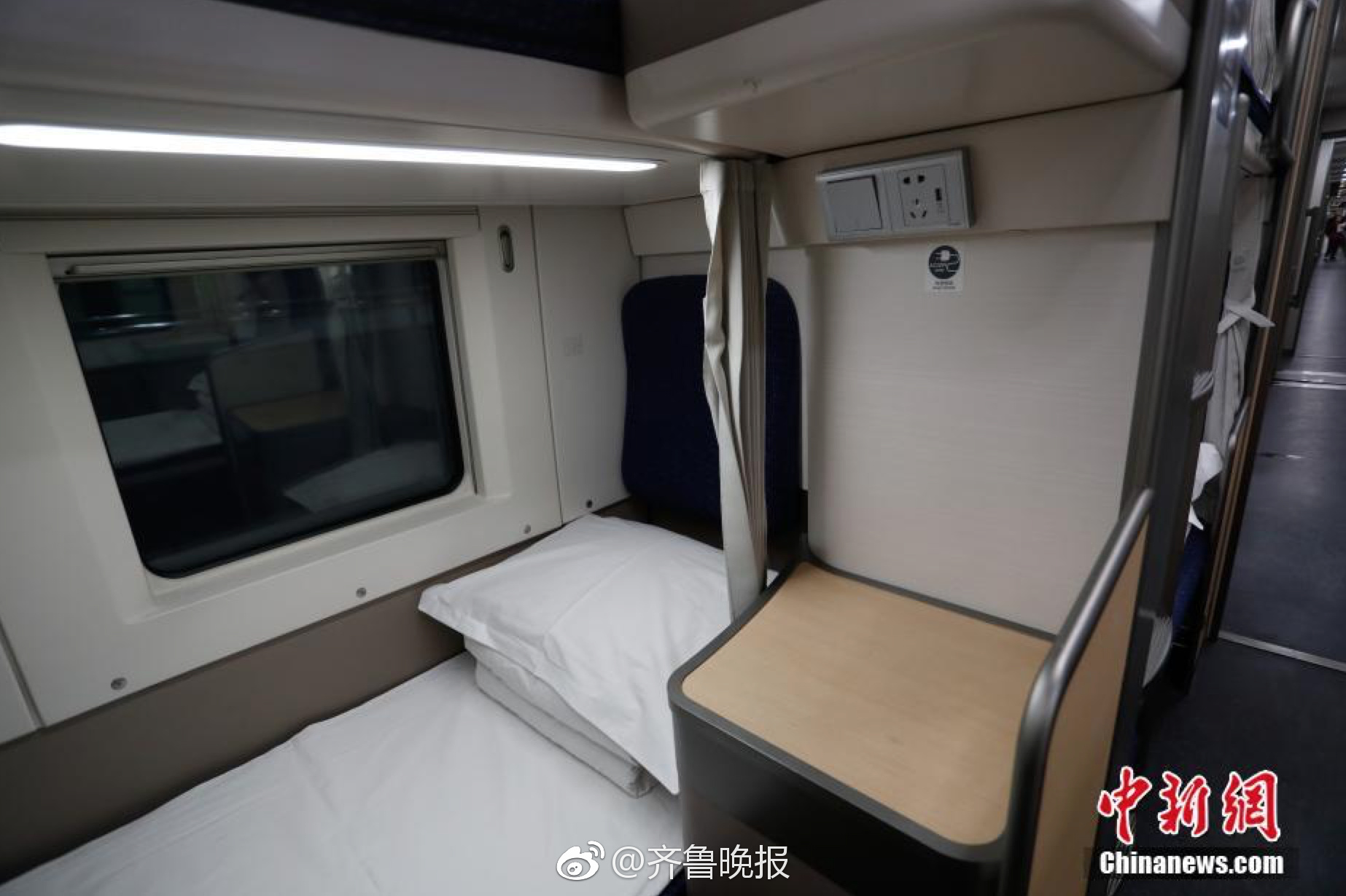 看看中的"移动宾馆—新型双层卧铺动车[围观]