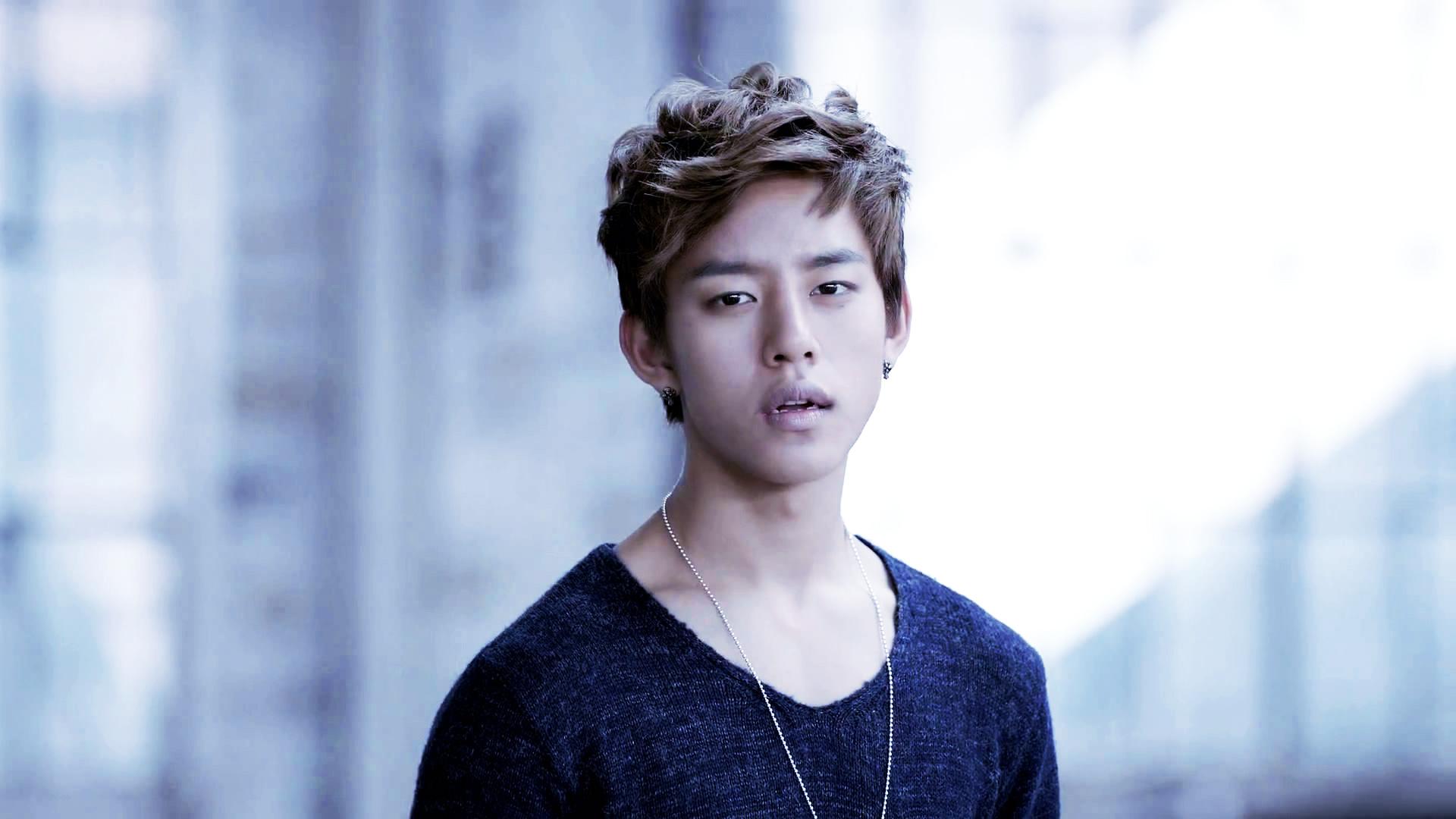 男友月薪2000块钱还大言不惭的说养我,这男人