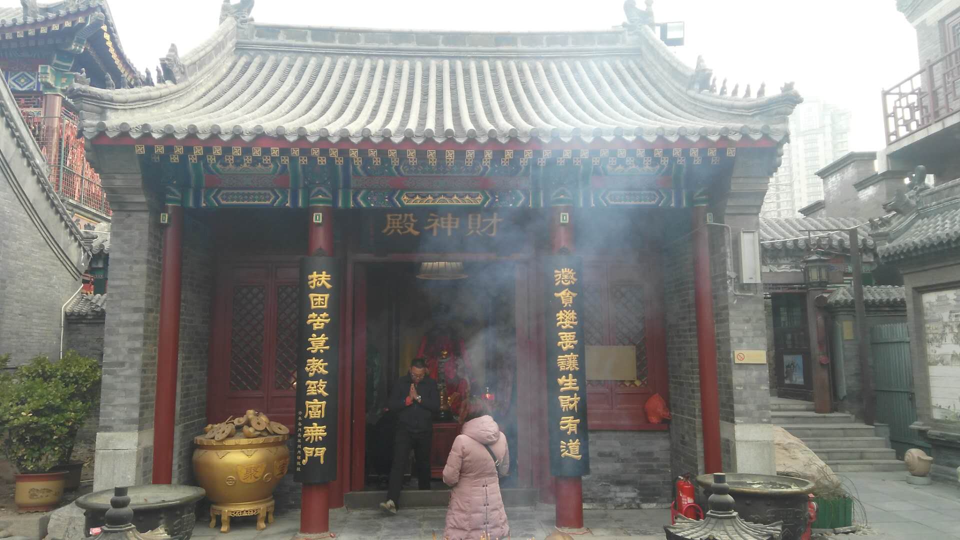 食用廉价香蕉之时,是否还知道这一页殖民帝国主义的史...