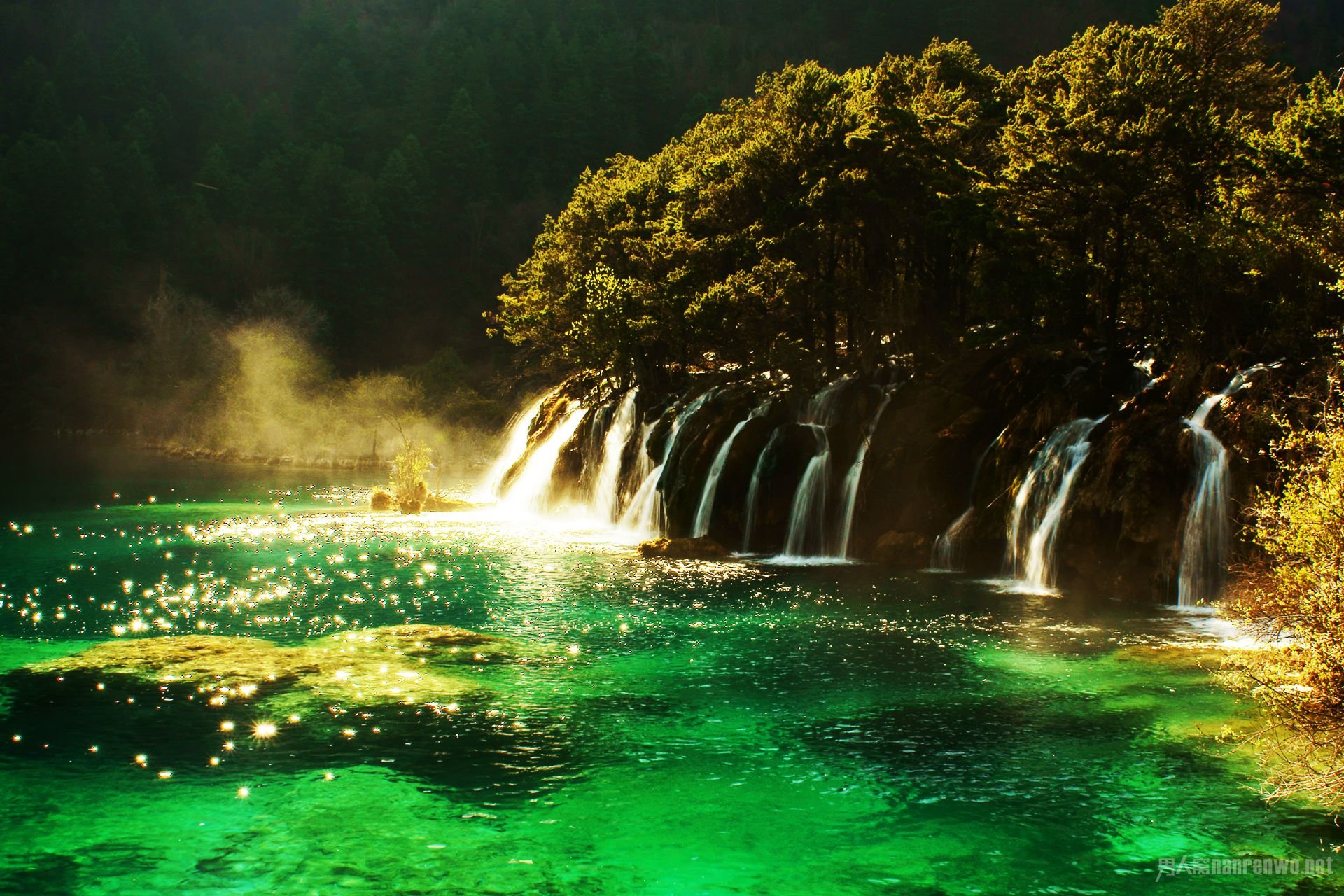 8月份去哪里旅游好 国内国外自有好去处