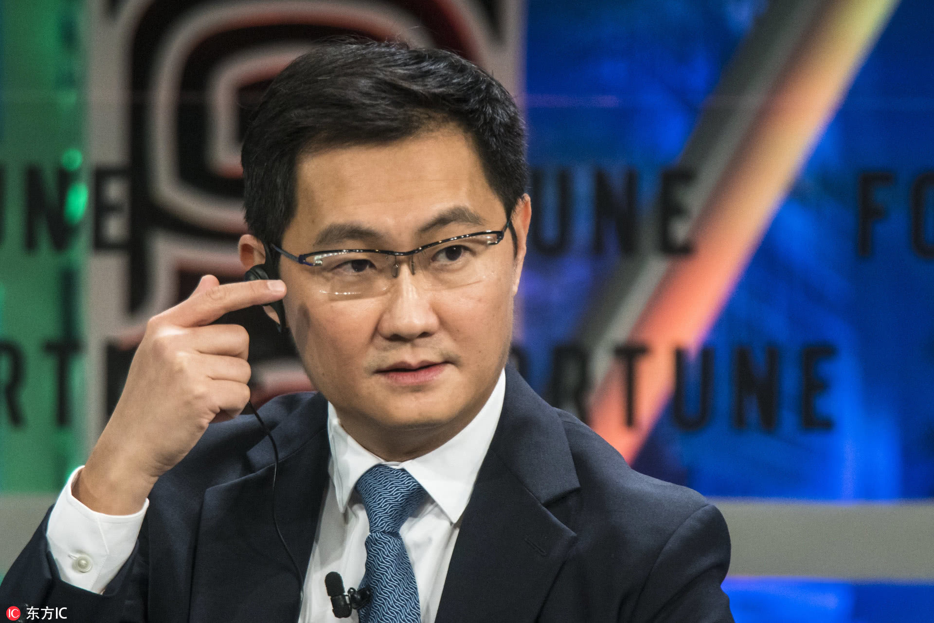 马化腾以2950亿成全球华人首富 2018胡润全球富豪榜发布