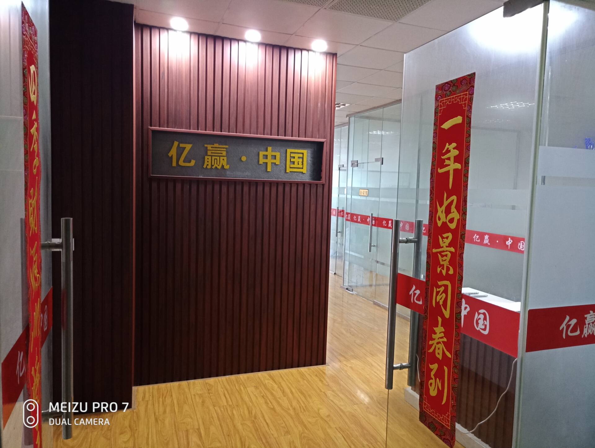 昆山一劳务合同火了,中介不敢做的事情,却被