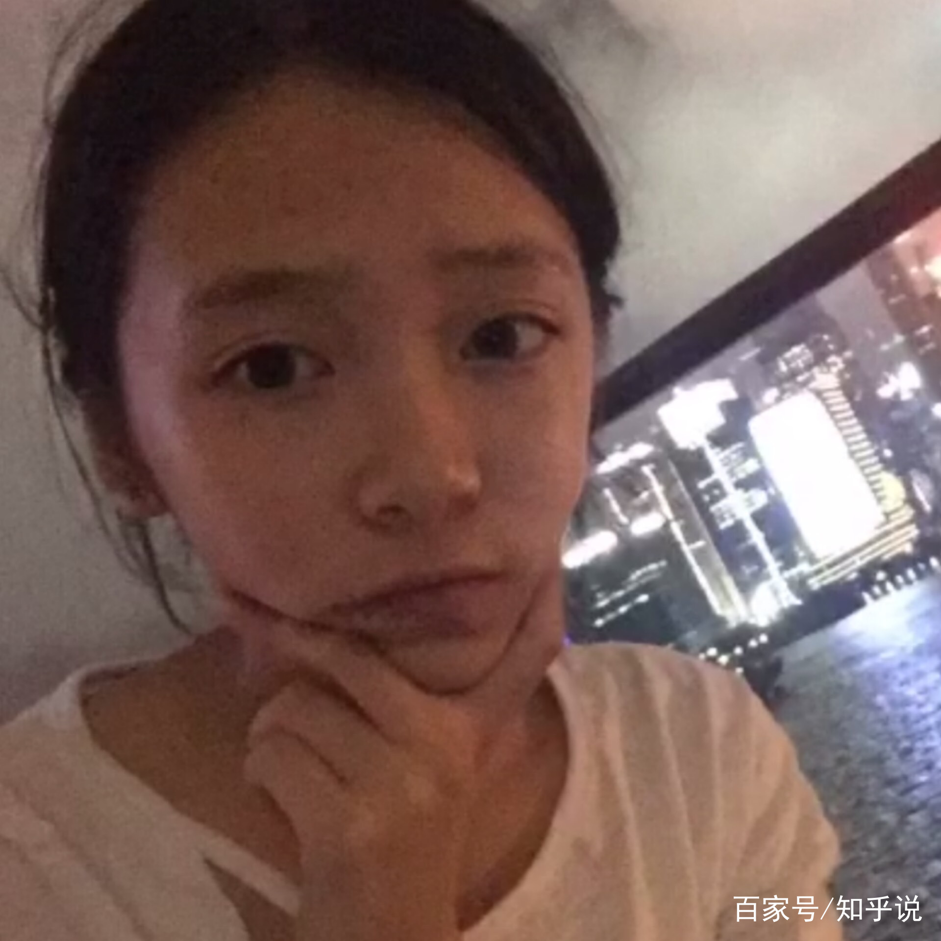 美女姐姐刚毕业就做双眼皮独自分享:美如仙女