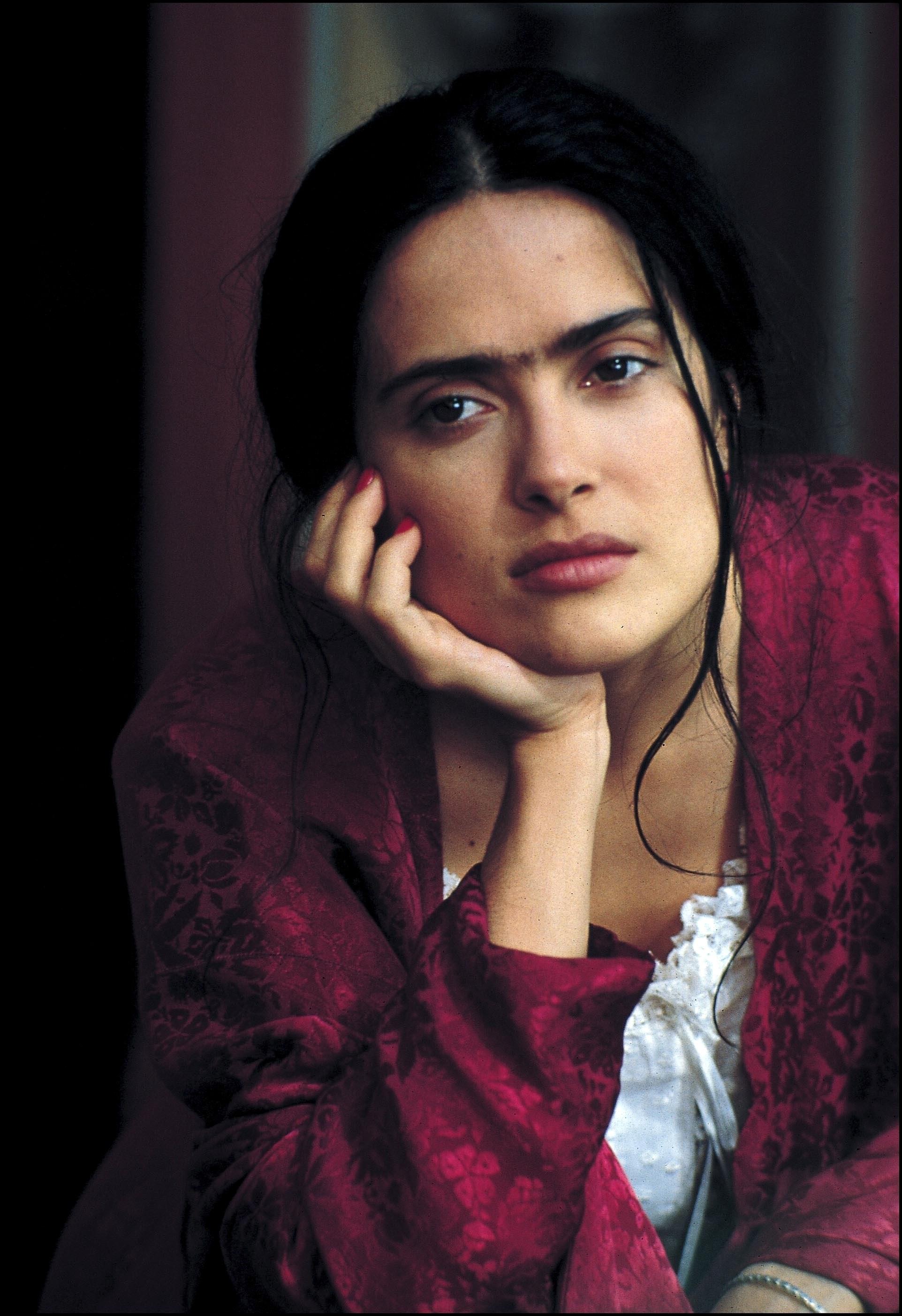 连毕加索自叹不如的弗里达，如何变成墨西哥最放荡的女人?