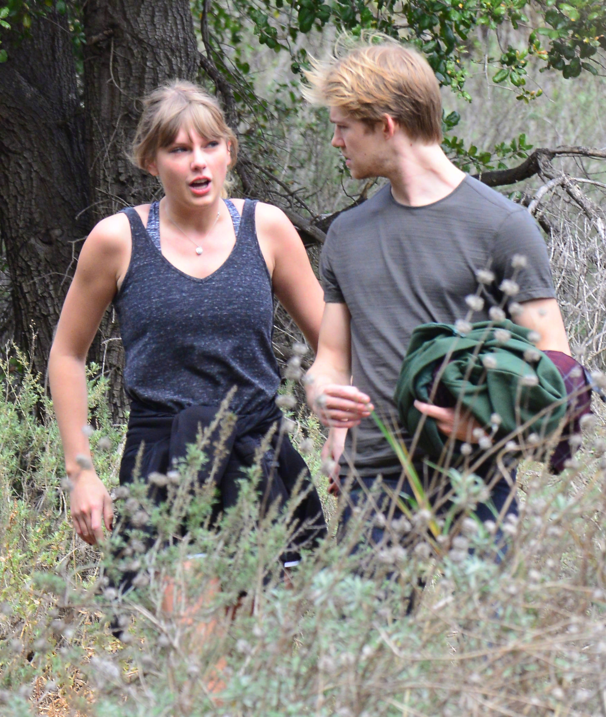 taylorjoealwyn,anyataylorjoy 霉霉taylor swift和男友joe alwyn(《比利·林恩的中场战事》