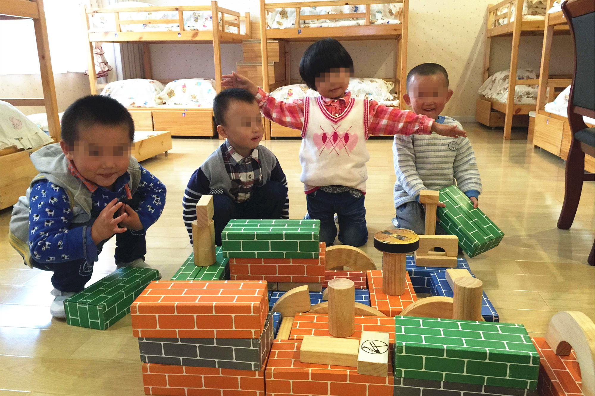 幼儿园老师布置的作业花样百出,家长们心疼自