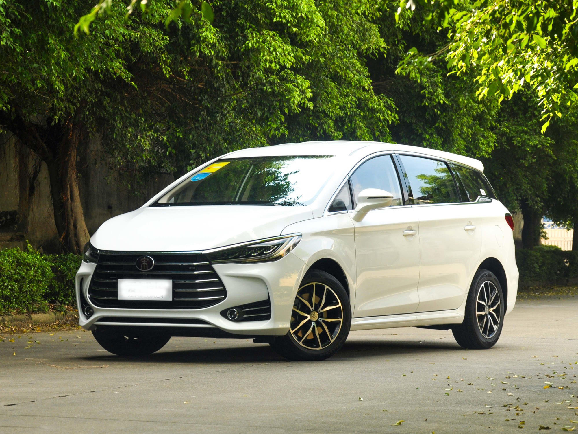 前奥迪设计师亲自操刀,月销量三个月暴涨30倍,比亚迪这次赚大了