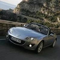 13万买了这车，副驾驶小姐姐主动把头靠过来！