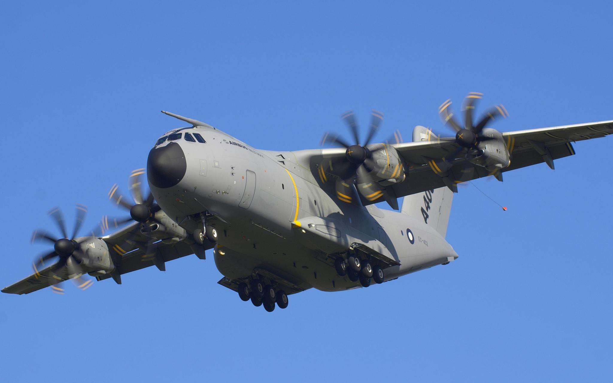 法国空军又添利器 第一架c130j运输机到货 将与别国共用