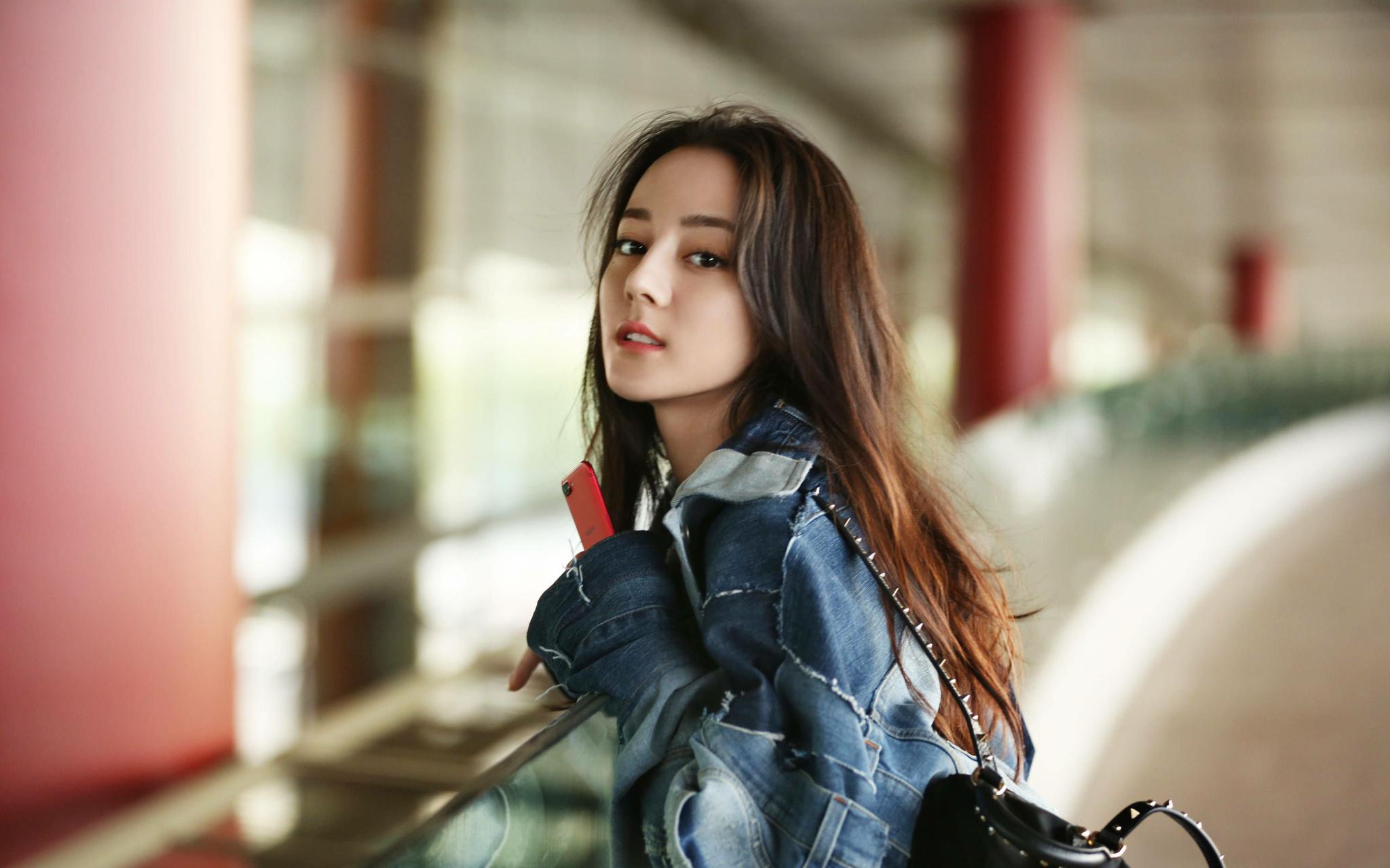 迪丽热巴美照高清壁纸