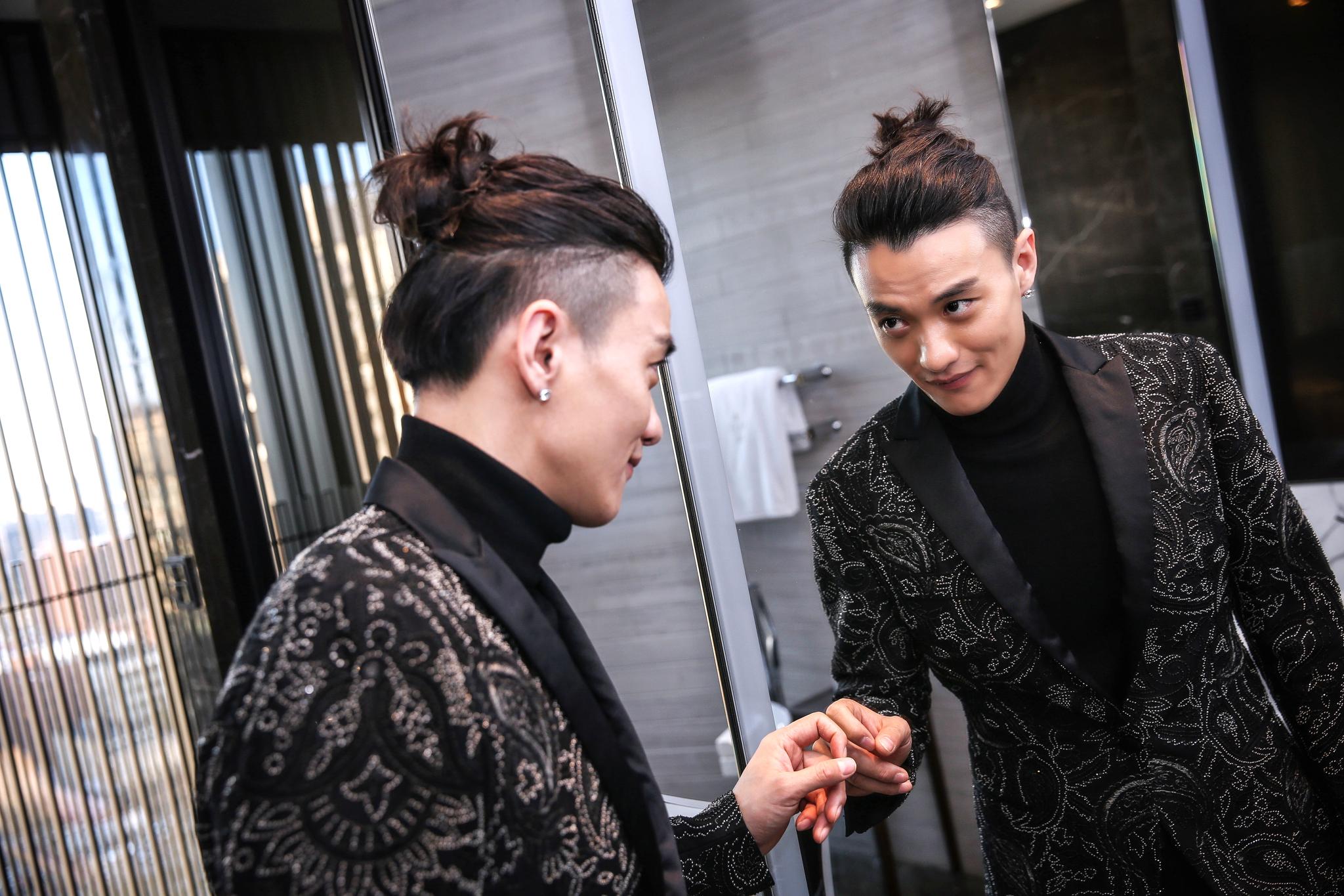 周一围发长文感谢章子怡!最后8个字暧昧十足!