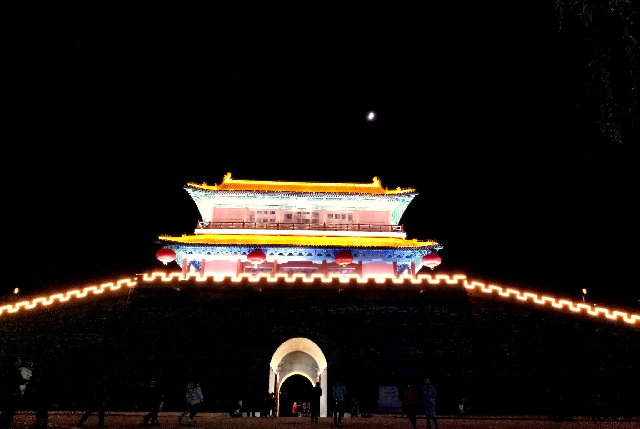 有时间到正定南城门看看夜景吧,真的很美!
