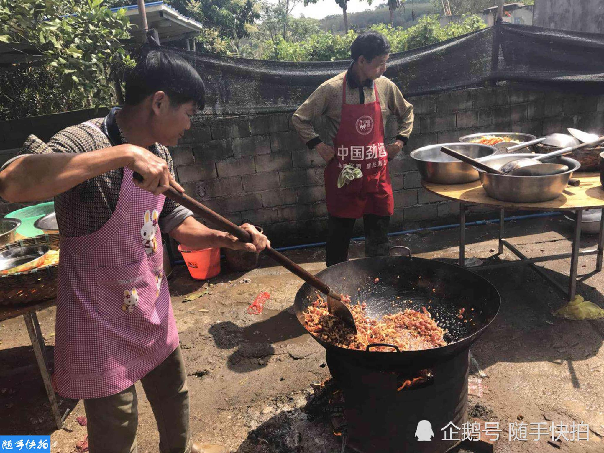 海南农村婚宴一桌23道菜成本600元 乡村厨师