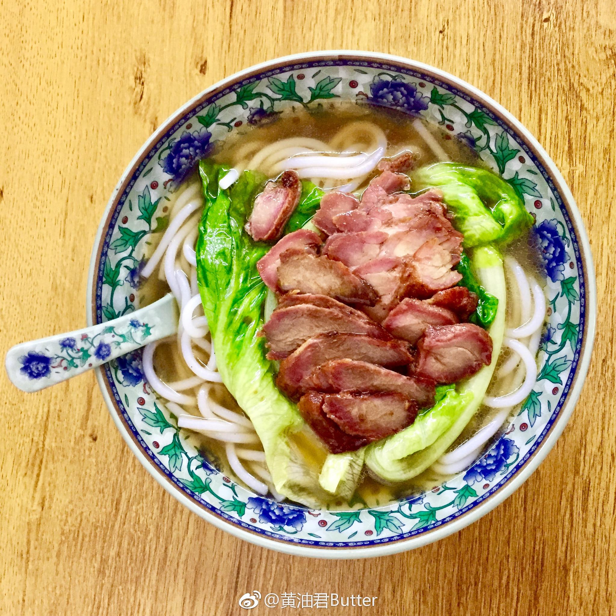 正宗广东叉烧濑粉&烧鸭米粉&白切鸡饭大赞一波肉质的鲜嫩和入味我一