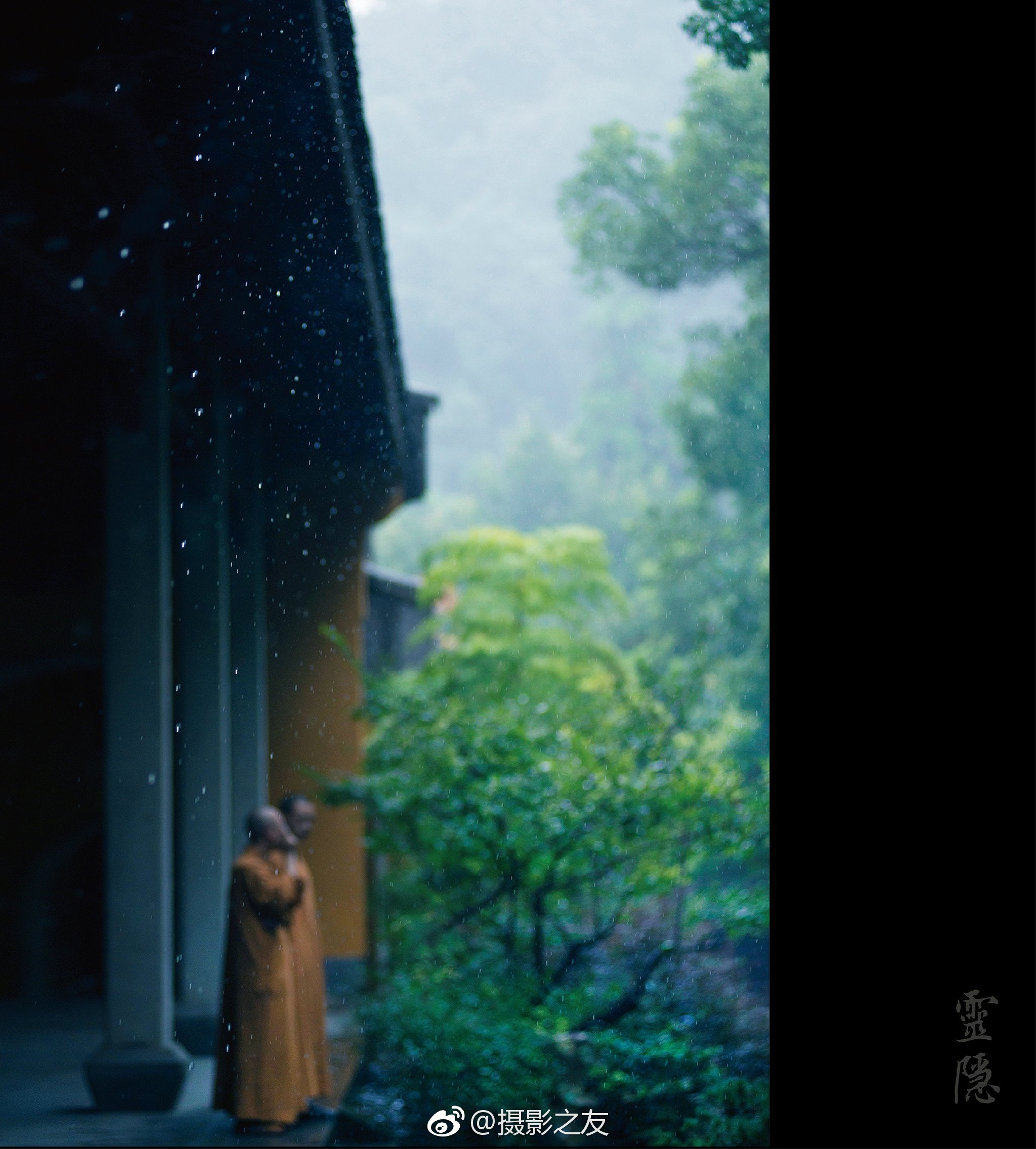 摄影师 拍摄的雨天灵隐,杭州处处禅意,雨中尤美