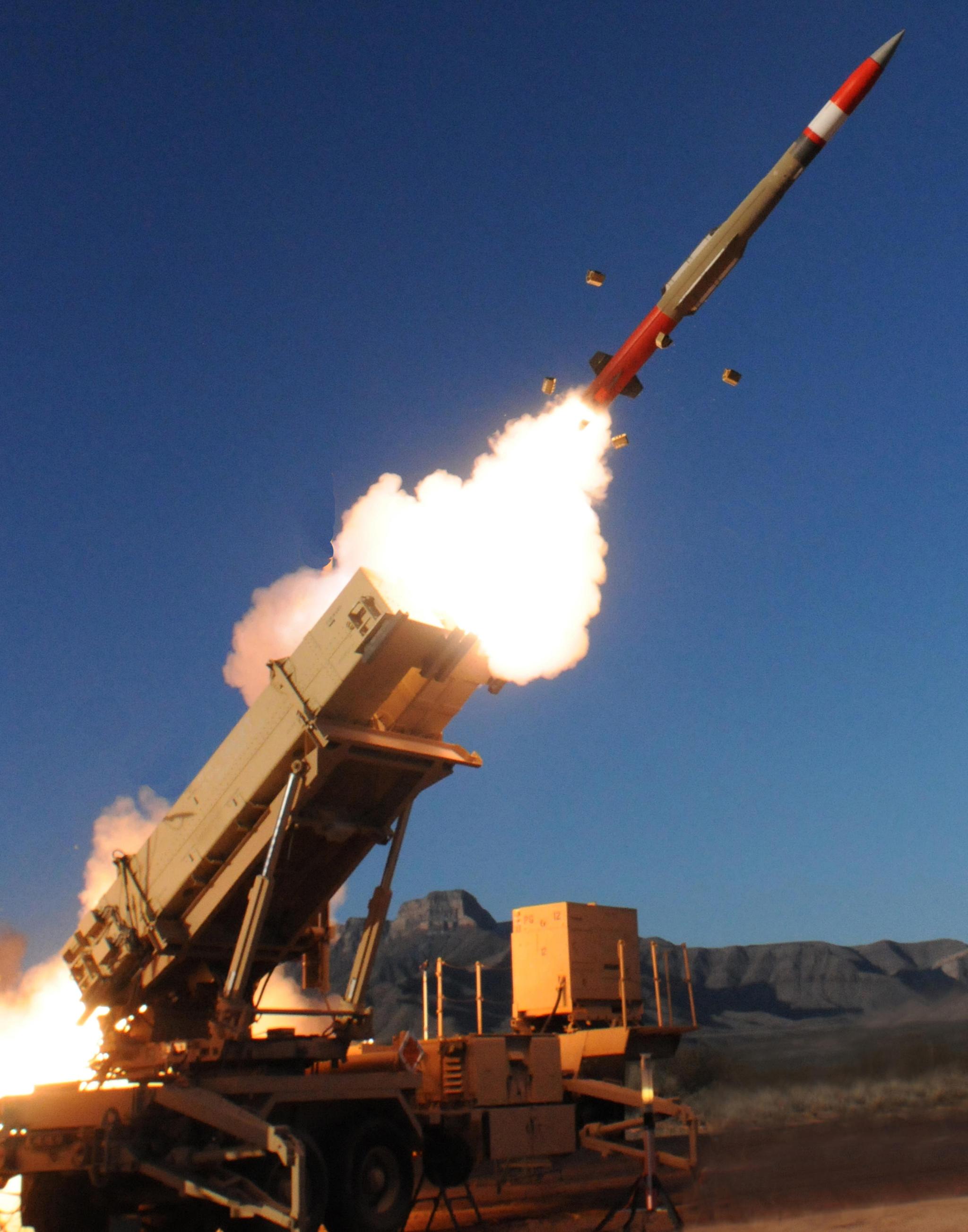 沙特在集完几型最强防空导弹后 这次又看中PAC3防空导弹系统|防空导弹|沙特|系统_新浪新闻