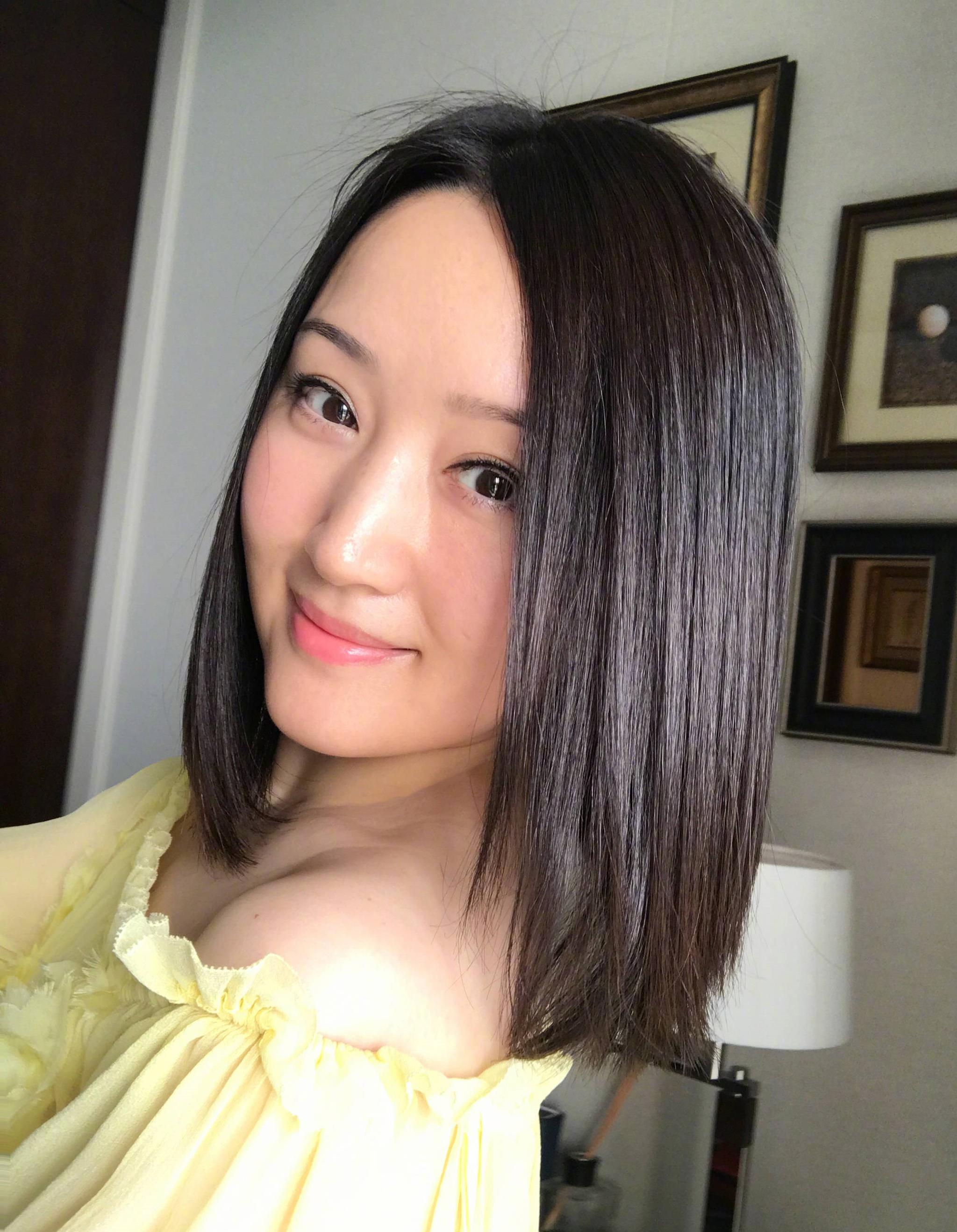 复出的杨钰莹被新人当众羞辱，又被占便宜还好华少英雄救美。