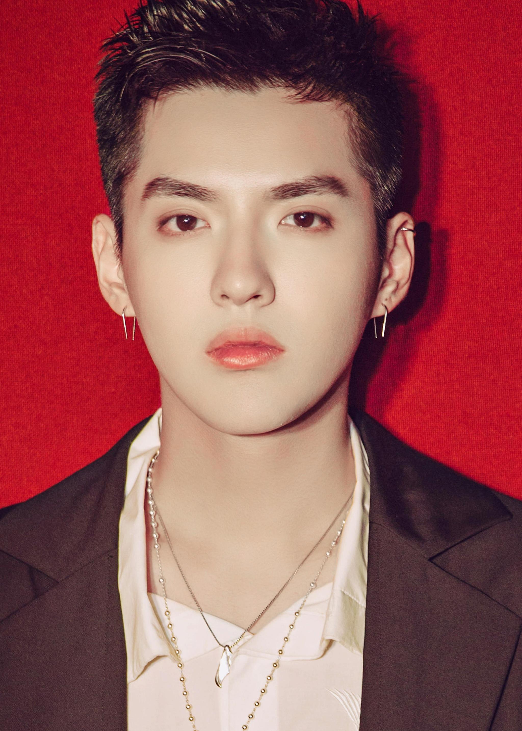 明星国籍大曝光!谢霆锋不是香港人!如此帅气的