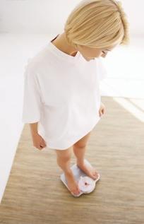 坚持每天6点起床,一个月后,你会发现身体出现