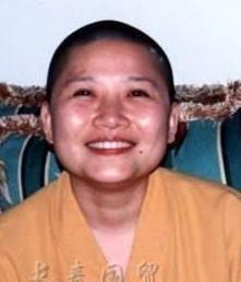 李娜为何出家 出家后近照曝光神态平和！