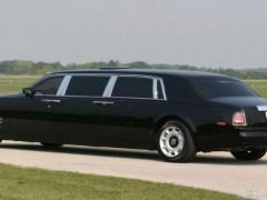 为啥9米长的劳斯莱斯，不用喷黄字？